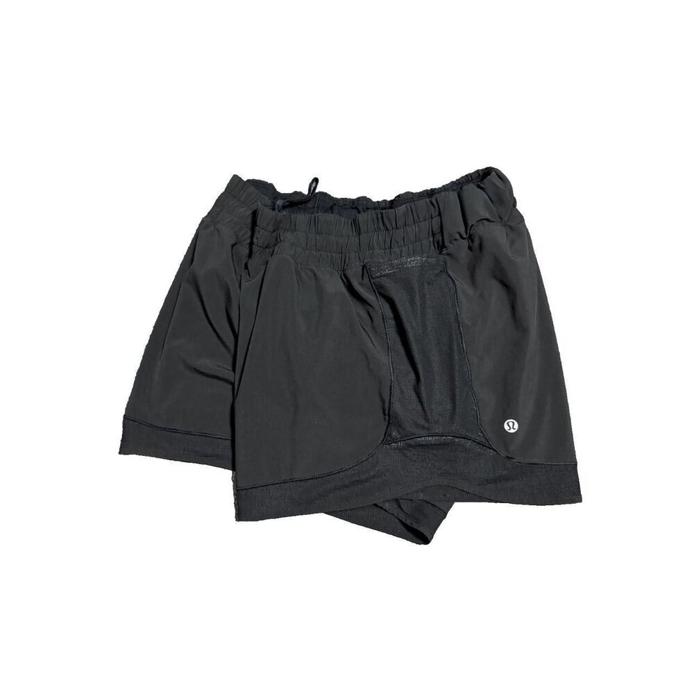 Lululemon Women's Black and Grey Shorts